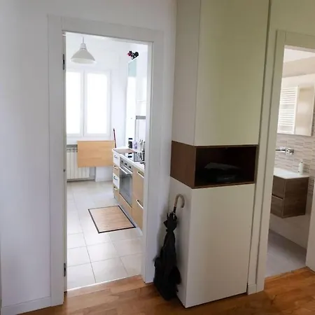 Residential Locchi Center City Apartmán *