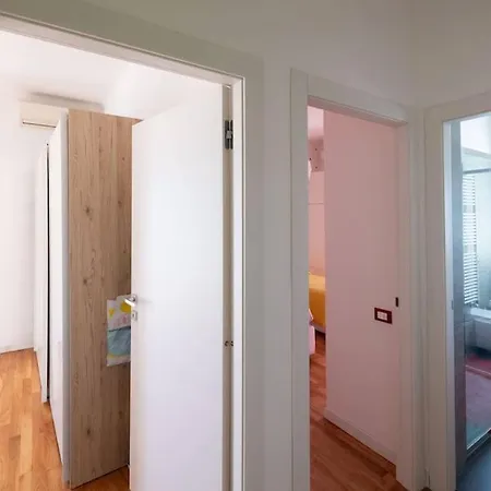 Residential Locchi Center City Apartmán