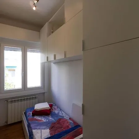 Residential Locchi Center City Apartmán *