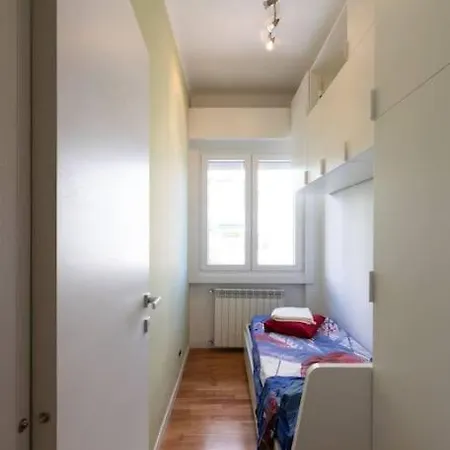 Residential Locchi Center City Apartmán
