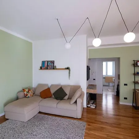Residential Locchi Center City Apartmán *